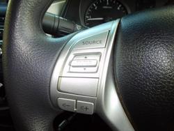 2017 Nissan Navara RX