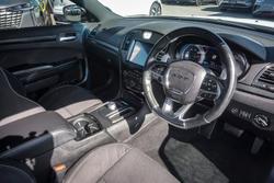 2018 Chrysler 300 SRT Core