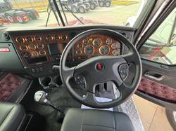 Kenworth T659 
