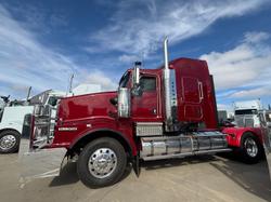 Kenworth T659 