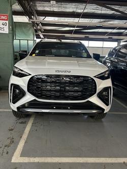 2025 Isuzu MU-X X-TERRAIN