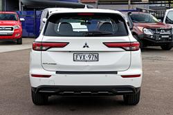 2023 Mitsubishi Outlander ES