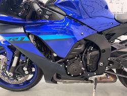 2024 Yamaha YZF-R1 R1 Blue