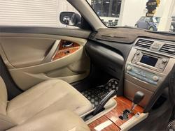 2011 Toyota Camry Hybrid