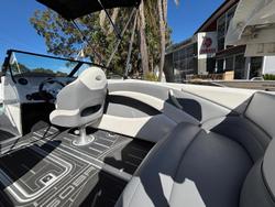 2024 Haines Signature 550BR