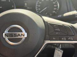 2021 Nissan Navara ST