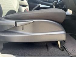 2021 Nissan Navara ST