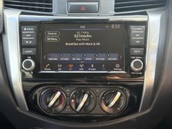 2021 Nissan Navara ST