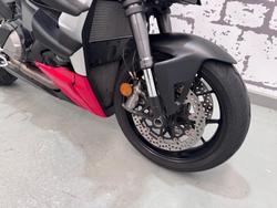 2022 Ducati Streetfighter V2 Streetfighter Red