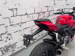 2022 Ducati Streetfighter V2 Streetfighter Red