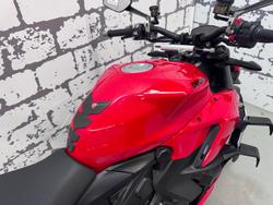2022 Ducati Streetfighter V2 Streetfighter Red