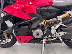 2022 Ducati Streetfighter V2 Streetfighter Red
