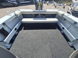 2024 QUINTREX 450 Fishabout Pro