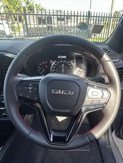 2025 Isuzu D-MAX X-TERRAIN