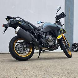 2024 Suzuki V-Strom 800DE V-Strom Green