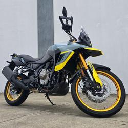 2024 Suzuki V-Strom 800DE V-Strom Green