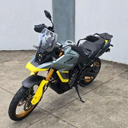 2024 Suzuki V-Strom 800DE V-Strom Green