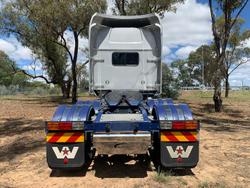 2018 Western Star 4800 Series 4800 FXB Silver