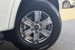 2025 Ford Everest Ambiente