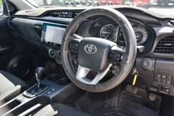 2021 Toyota Hilux SR