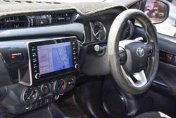 2021 Toyota Hilux SR