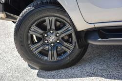 2021 Toyota Hilux SR