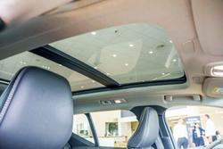 2022 Volvo XC40 Ultimate B5 Dark