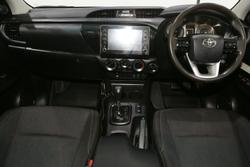 2021 Toyota Hilux SR