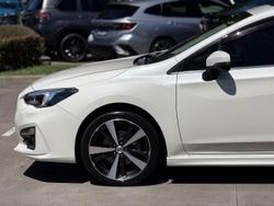 2017 Subaru Impreza 2.0i-S