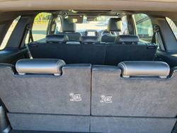 2025 Ford Everest Platinum