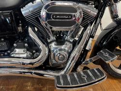 2014 Harley-Davidson FLD SWITCHBACK Black