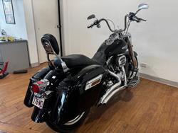 2014 Harley-Davidson FLD SWITCHBACK Black