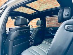 2019 BMW X7 xDrive30d G07 4X4 Constant Mineral White