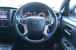 2022 Mitsubishi Triton GLX