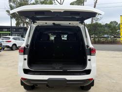 2022 Toyota Landcruiser VX