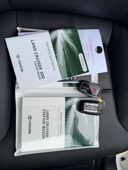 2022 Toyota Landcruiser VX