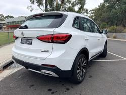 2025 MG ZS Essence Hybrid+ ZS32 MY25.5 Dover White