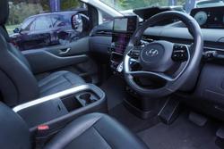 2021 Hyundai STARIA Highlander