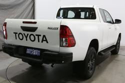 2024 Toyota Hilux SR Hi-Rider
