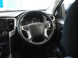 2022 Mitsubishi Triton GLX-R