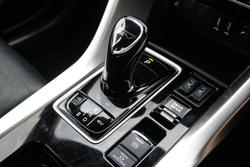 2021 Mitsubishi Eclipse Cross PHEV Exceed