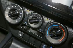 2025 Toyota Hilux SR