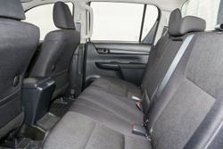 2025 Toyota Hilux SR