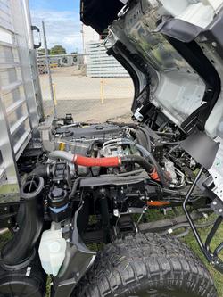 2025 Isuzu N Series NPS 75/45-155 White
