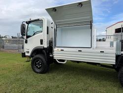 2025 Isuzu N Series NPS 75/45-155 White