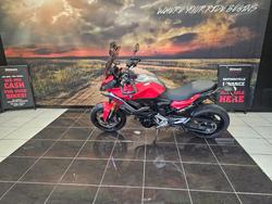 2020 BMW F 900 XR RED