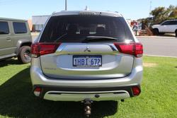 2019 Mitsubishi Outlander ES