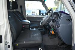 2014 Toyota Landcruiser GXL