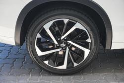 2023 Mitsubishi Outlander Exceed