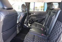 2023 Mitsubishi Outlander Exceed